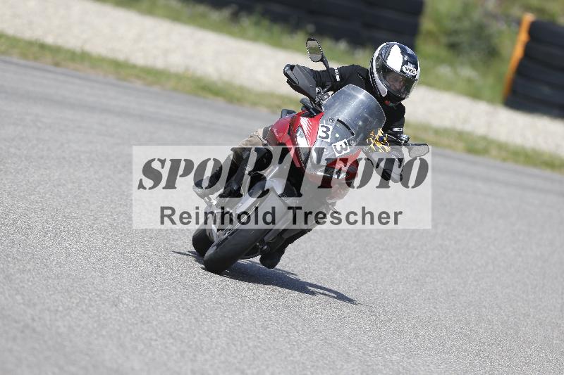 Archiv-2025/09 22.04.2025 Cornu Master School ADR/gruen-vert/33